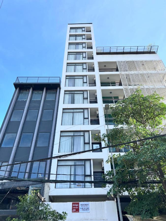 Wh Bassac Residence Phnom Penh Exterior photo